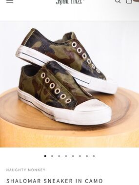 naughty monkey Camo Low-Top Slip-On Sneakers in Olive Green and Brown